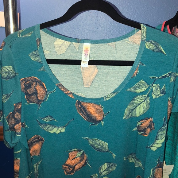 Lularoe - Picture 4 of 4